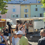 De Geur van Lavendel en Klei: Proef de Authentieke Drôme op de Markt van Dieulefit 3 Uitgelichte foto